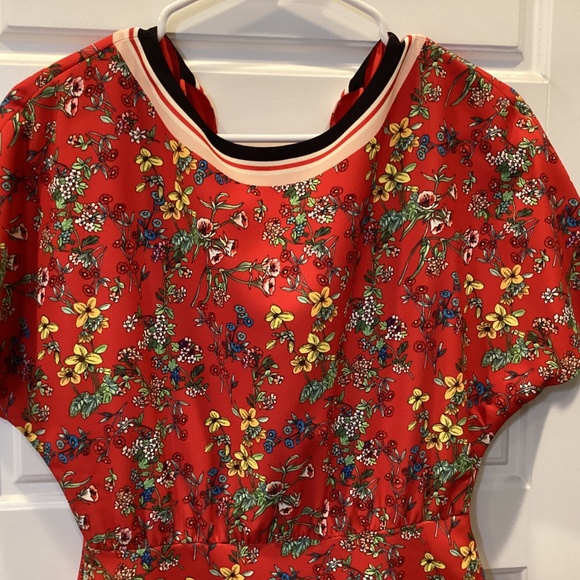 Alice and Olivia red floral dress - Picture 2 of 8